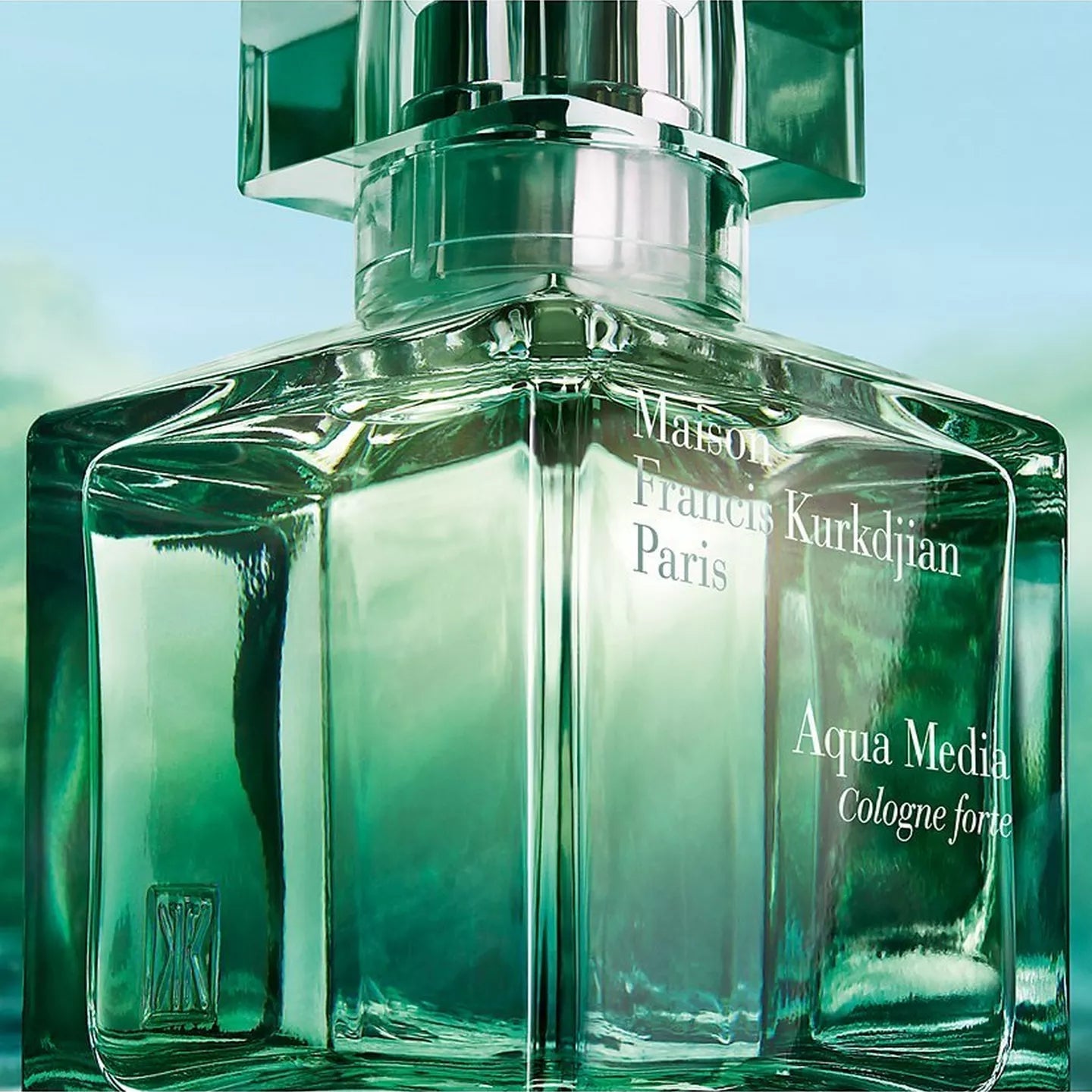 Baccarat Aqua Media